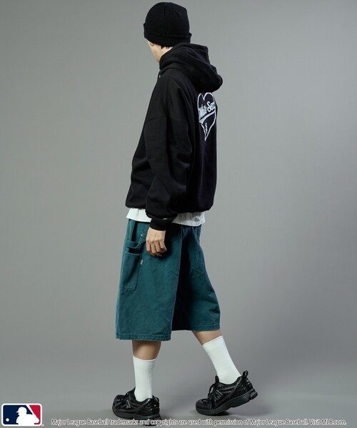 MLB/メジャーリーグベースボール 別注 MLB ハートロゴ刺繍スウェットパーカー/フーディー/裏起毛(限定展開)（パーカー）｜MLB（メジャーリーグベースボール）