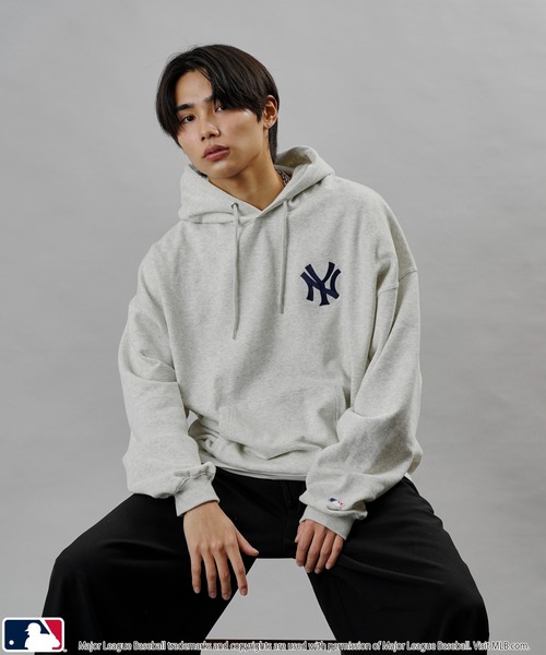 MLB/メジャーリーグベースボール 別注 MLB ハートロゴ刺繍スウェットパーカー/フーディー/裏起毛(限定展開)（パーカー）｜MLB（メジャーリーグベースボール）