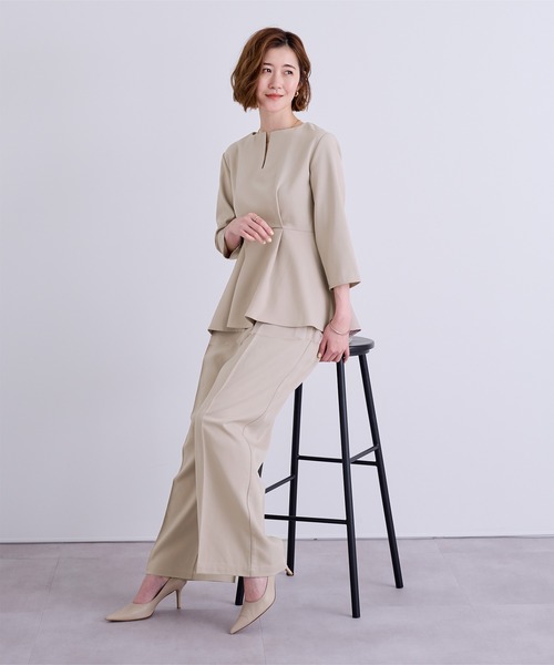 UR'S(ユアーズ)の「キーネックチュールティアードトップス(Tシャツ/カットソー・レディース・ダークネイビー/グレイッシュベージュ/ブラック・S/L/M)」の18枚目の写真