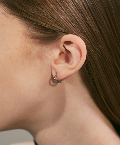 ciite' surgical stainless(シーテサージカルステンレス)の「【 金属アレルギー対応 】 ミニハートフープピアス サージカルステンレス (両耳用)(ピアス(両耳用)・レディース・シルバー/ゴールド/ピンクゴールド・FREE)」の6枚目の写真
