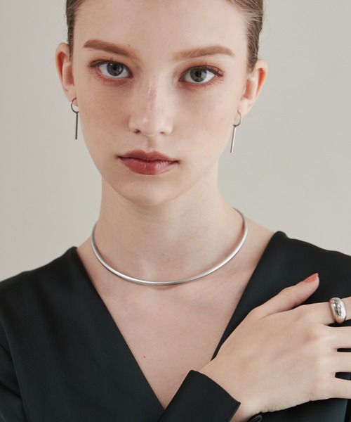 ciite' surgical stainless（シーテサージカルステンレス）の「【 金属アレルギー対応 】 ラウンドフォルムチョーカー / ネックレス / ネックカフ サージカルステンレス（チョーカー・レディース・シルバー/ゴールド/ピンクゴールド・FREE）」の13枚目の写真