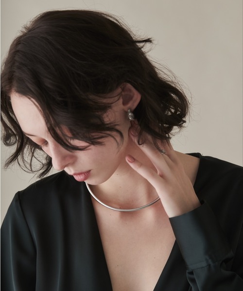 ciite' surgical stainless（シーテサージカルステンレス）の「【 金属アレルギー対応 】 ラウンドフォルムチョーカー / ネックレス / ネックカフ サージカルステンレス（チョーカー・レディース・シルバー/ゴールド/ピンクゴールド・FREE）」の20枚目の写真