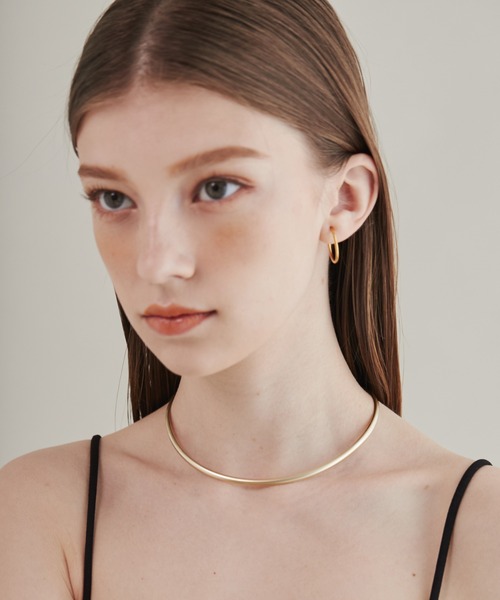 ciite' surgical stainless（シーテサージカルステンレス）の「【 金属アレルギー対応 】 ラウンドフォルムチョーカー / ネックレス / ネックカフ サージカルステンレス（チョーカー・レディース・シルバー/ゴールド/ピンクゴールド・FREE）」の7枚目の写真