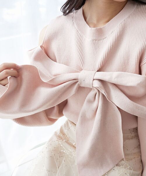 MAJESTIC LEGON（マジェスティックレゴン）の「ビジューリボン肩あきニット（ニット/セーター・レディース・ラベンダー/ボルドー/ライトグレー/アイボリー/ブラック/チャコールグレー/ライトピンク・MEDIUM）」の13枚目の写真