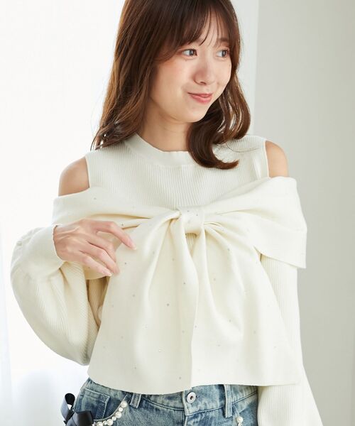 MAJESTIC LEGON（マジェスティックレゴン）の「ビジューリボン肩あきニット（ニット/セーター・レディース・ラベンダー/ボルドー/ライトグレー/アイボリー/ブラック/チャコールグレー/ライトピンク・MEDIUM）」の18枚目の写真