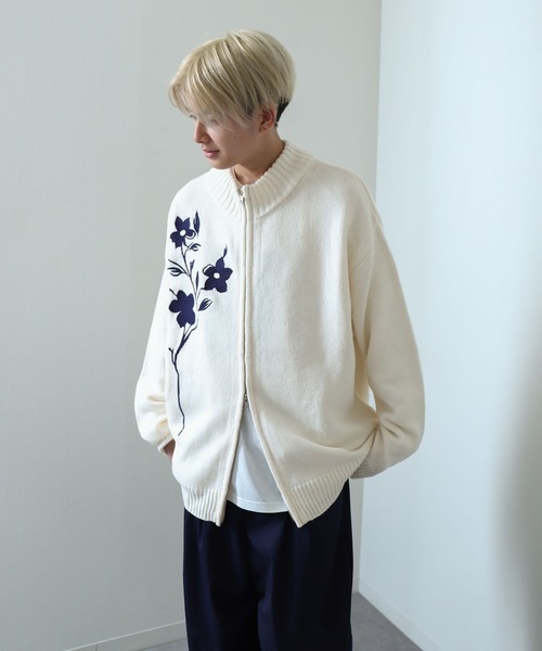 NILWAY(ニルウェイ)の「フラワー 刺繍 ダブル ジップ ドライバーズニット(ニット/セーター・メンズ・ブラック/アイボリー/チャコール・LARGE/MEDIUM)」の4枚目の写真