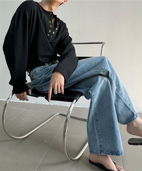 FreeZone(フリーゾーン)の「メンズ無地長袖スウェット(Tシャツ/カットソー・メンズ・ホワイト/ブラック・F)」の5枚目の写真