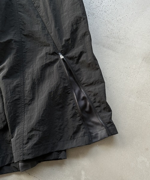 Perushu（ペルーシュ）の「Perushu × MLB ナイロンジップパンツ（その他パンツ・メンズ・ブラック/カーキ/ネイビー・LARGE/SMALL/MEDIUM）」の7枚目の写真