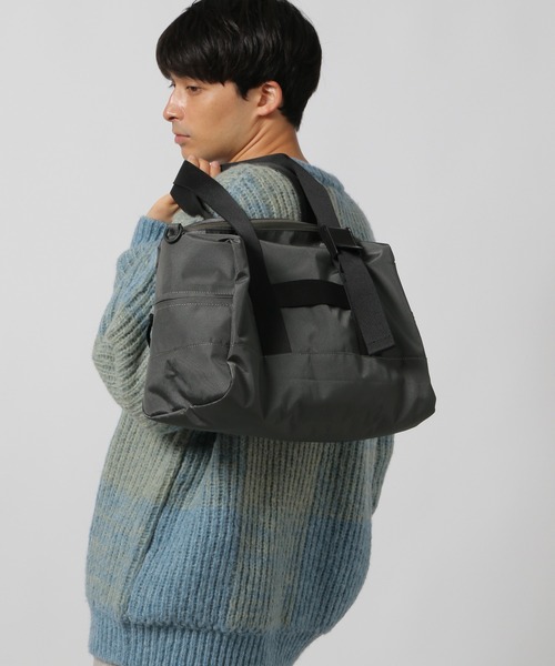 LAKOLE（ラコレ）の「ミドルボストンバッグ / 200951（トートバッグ・メンズ・グレー/ブラック・FREE）」の2枚目の写真