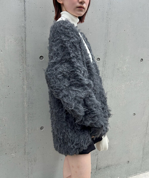 mline（エムライン）の「[mline]深Vポケットニット（ニット/セーター・レディース・ブルー/ピンク/チャコールグレー/アイボリー・FREE）」の11枚目の写真