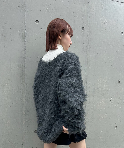 mline（エムライン）の「[mline]深Vポケットニット（ニット/セーター・レディース・ブルー/ピンク/チャコールグレー/アイボリー・FREE）」の12枚目の写真