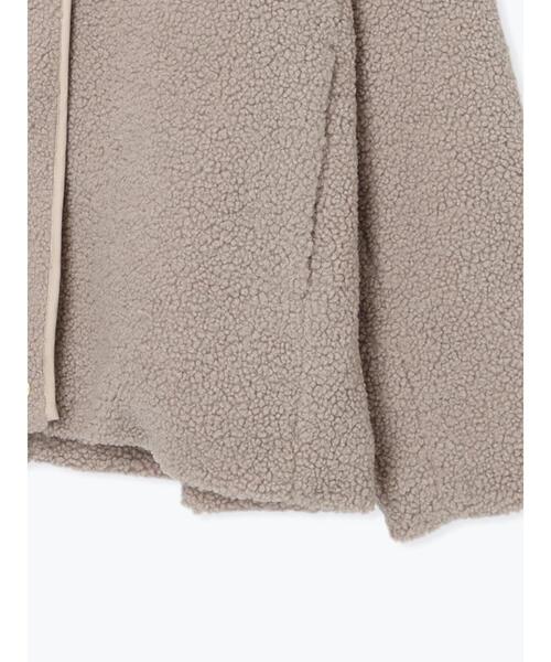 Samansa Mos2 blue（サマンサモスモスブルー）の「スタンドカラーボアジャケット（ノーカラージャケット・レディース・モカ/チャコールグレー/ライトベージュ・F）」の10枚目の写真