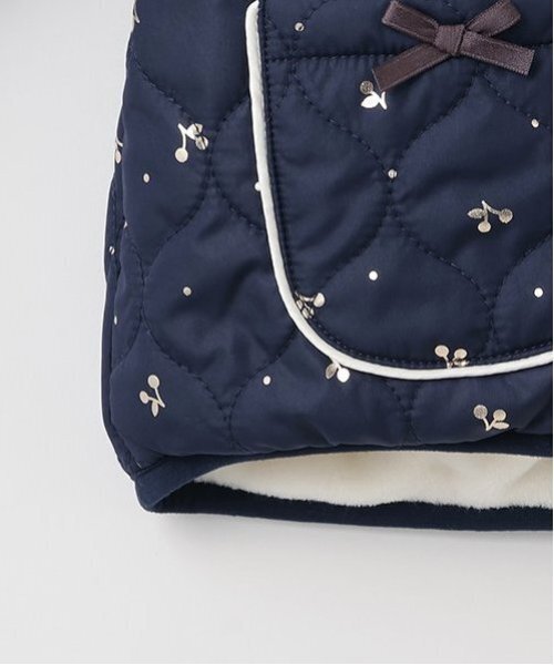 petit main（プティマイン）の「リバーシブルボアジャケット（ノーカラージャケット・キッズ・アイボリー/ライトピンク/ネイビー・80ｃｍ/90cm/100cm/110cm/120cm/130cm）」の11枚目の写真