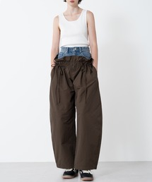 ELOOPS（イーループス）の「【ELOOPS】ダブルウエスト バルーンカーブパンツ（デニムパンツ）」