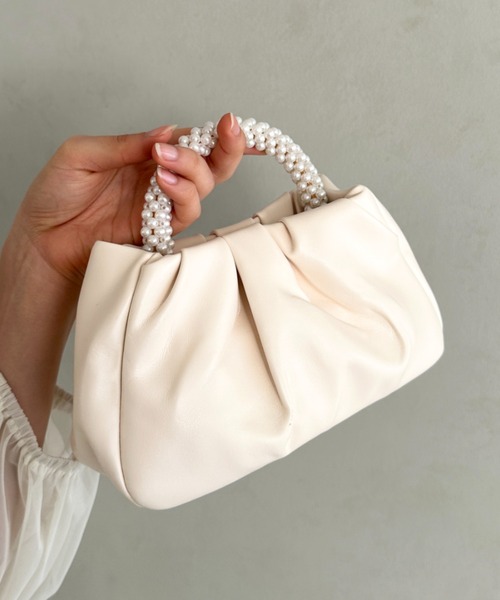 MYMOOD.（マイムード）の「パールPUギャザーコンパクトパーティーバッグ（ハンドバッグ・レディース・シルバー/ブラック/ゴールド/ホワイト/アイボリー・FREE）」の9枚目の写真