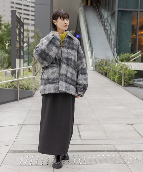 LAKOLE（ラコレ）の「シャギージップブルゾン / 128644（ブルゾン・レディース・ライトグレー/チェック・SMALL/MEDIUM）」の3枚目の写真