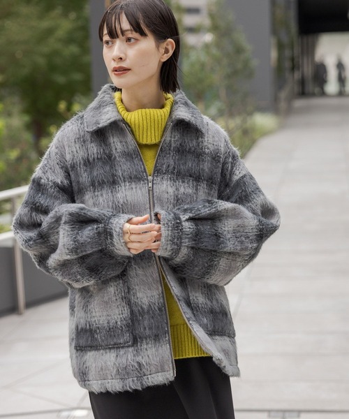 LAKOLE（ラコレ）の「シャギージップブルゾン / 128644（ブルゾン・レディース・ライトグレー/チェック・SMALL/MEDIUM）」の8枚目の写真