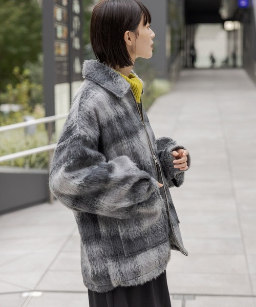 LAKOLE（ラコレ）の「シャギージップブルゾン / 128644（ブルゾン・レディース・ライトグレー/チェック・SMALL/MEDIUM）」の12枚目の写真