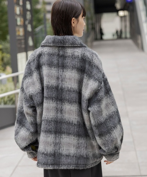 LAKOLE（ラコレ）の「シャギージップブルゾン / 128644（ブルゾン・レディース・ライトグレー/チェック・SMALL/MEDIUM）」の13枚目の写真