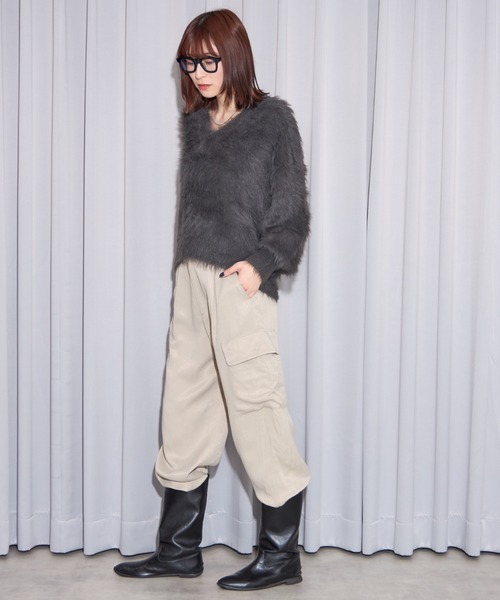 leimn（レイムン）の「Vネックシャギーニット（ニット/セーター・レディース・ライトグレー/ダークブラウン/レッド/ベージュ/チャコールグレー・FREE）」の11枚目の写真