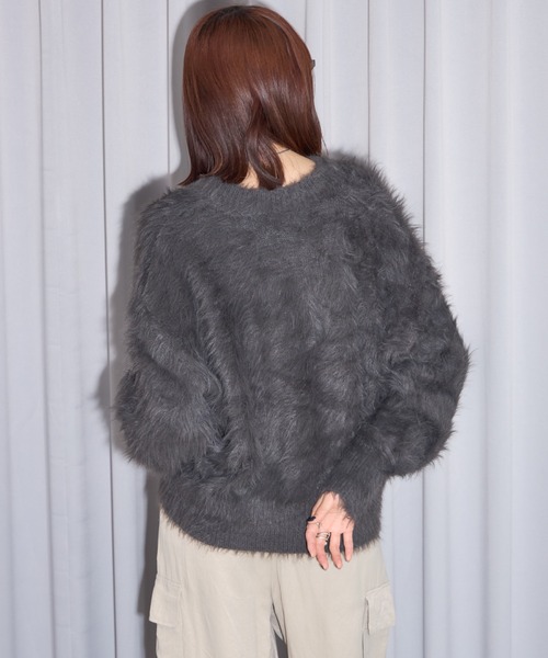 leimn（レイムン）の「Vネックシャギーニット（ニット/セーター・レディース・ライトグレー/ダークブラウン/レッド/ベージュ/チャコールグレー・FREE）」の8枚目の写真