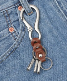 A.M.S.（エーエムエス）の「日本製 栃木レザー 編みベルト付き ダルマカラビナ キーホルダー（キーホルダー）」