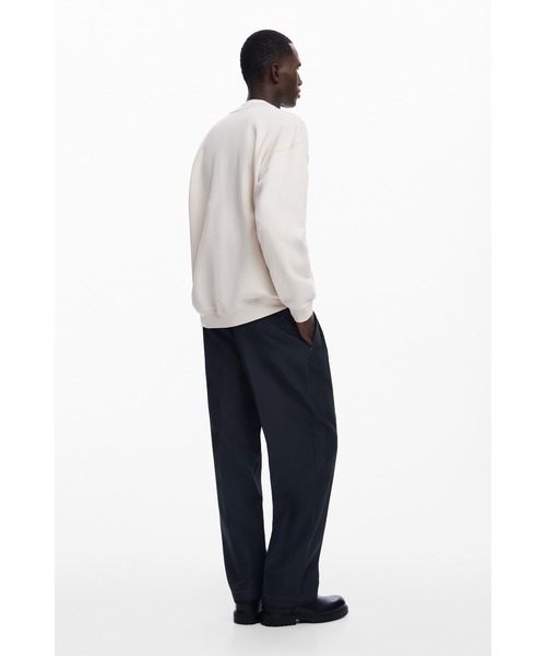 Desigual（デシグアル）の「アーティ刺繍ロングスリーブスウェットシャツクルーネック（スウェット・メンズ・ホワイト・S/M/L/XL）」の5枚目の写真