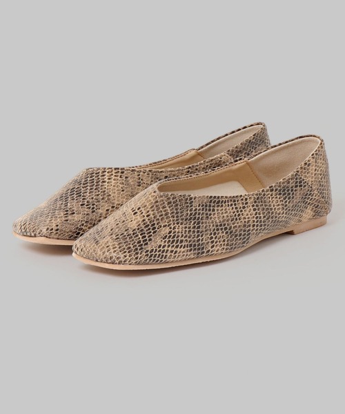 minia(ミニア)の「スクエアトゥフラットバブーシュ(バレエシューズ・レディース・アニマル/グレイッシュベージュ/イエロー/ピンク/グリーン/ライトグリーン・22.0cm/22.5cm/23.0cm/23.5cm/24.0cm/24.5cm/25.0cm/25.5cm/26.0cm)」の7枚目の写真