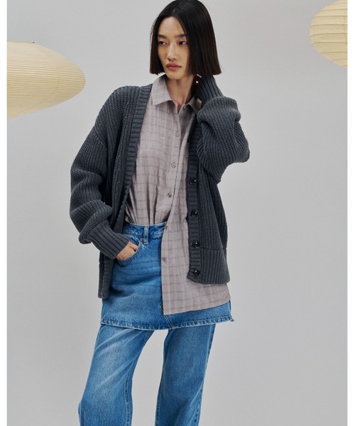 emmi（エミ）の「セミシアーパジャマライクシャツ（シャツ/ブラウス・レディース・ライトブルー/グレー・FREE）」の4枚目の写真