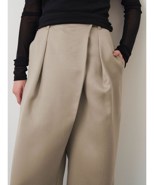 ELENDEEK（エレンディーク）の「フロントレイヤードパンツ（その他パンツ・レディース・ブラック/ベージュ・02/01）」の20枚目の写真