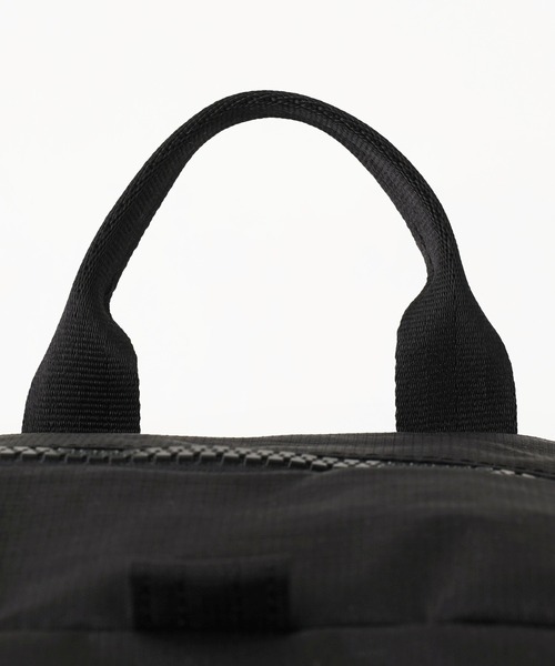 X-girl（エックスガール）の「X-girl × NEW ERA FACE LABEL RIPSTOP URBAN PACK（バックパック/リュック・レディース・ブラック・ONE SIZE）」の7枚目の写真