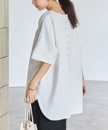 LAVEANGE（ラビアンジェ）の「バックパールポンチプルオーバー（Tシャツ/カットソー）」