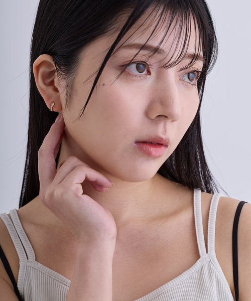 CALIN STANDARD(カリンスタンダード)の「◆金属アレルギー対応◆◆made in japan◆【片手でスムースワンタッチ】クロススターダスト ミニスムースピアス(ピアス(両耳用)・レディース・ゴールド/ピンクゴールド/シルバー・FREE)」の5枚目の写真
