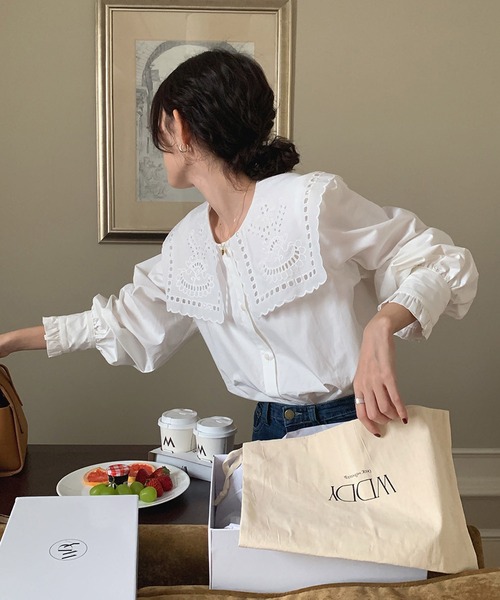 shopnikoniko（ショップニコニコ）の「ブラウス 長袖 襟 ビックカラー 白 レース 刺繍 キレイめ ビッグカラーシャツ（シャツ/ブラウス・レディース・ホワイト・フリー）」の7枚目の写真