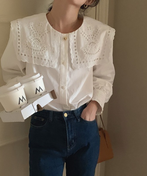 shopnikoniko（ショップニコニコ）の「ブラウス 長袖 襟 ビックカラー 白 レース 刺繍 キレイめ ビッグカラーシャツ（シャツ/ブラウス・レディース・ホワイト・フリー）」の9枚目の写真