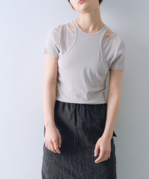 CODE A(コードエー)の「layered mini tee(Tシャツ/カットソー・レディース・ブラック/ライトグレー/ホワイト/ライトイエロー系・00)」の5枚目の写真