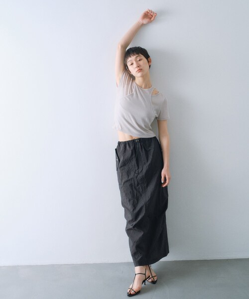 CODE A(コードエー)の「layered mini tee(Tシャツ/カットソー・レディース・ブラック/ライトグレー/ホワイト/ライトイエロー系・00)」の8枚目の写真