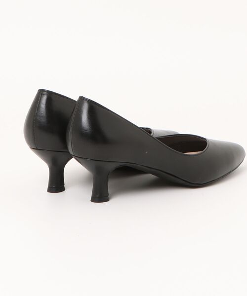 MELMO（メルモ）の「ポインテッドトゥプレーンパンプス（パンプス・レディース・ブラック・23.0cm/23.5cm/24.0cm/24.5cm/22.5cm）」の2枚目の写真