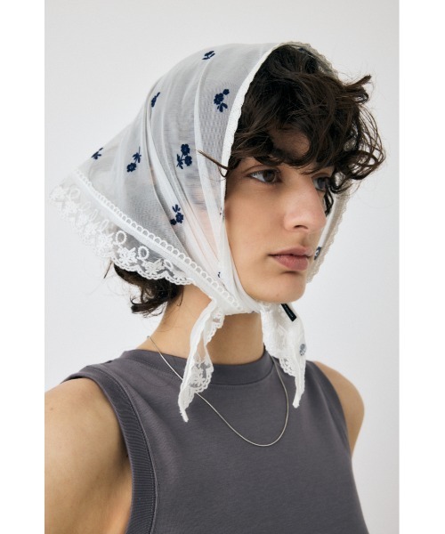 MOUSSY（マウジー）の「FLORAL TULLE スカーフ（バンダナ/スカーフ・レディース・ブラック/ホワイト・FREE）」の8枚目の写真