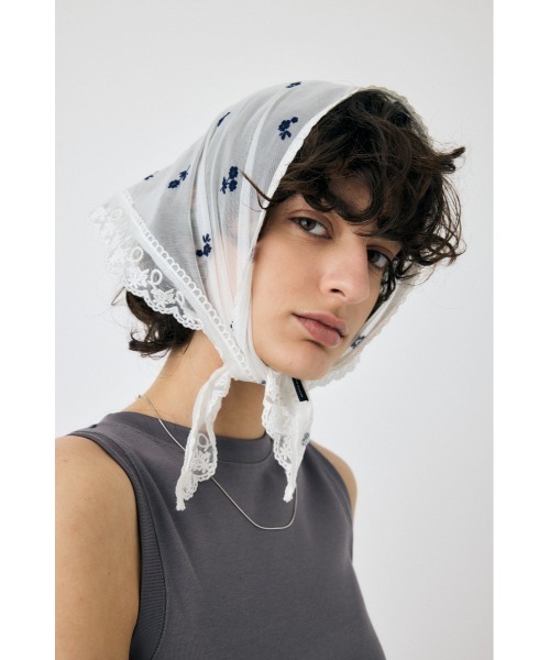 MOUSSY（マウジー）の「FLORAL TULLE スカーフ（バンダナ/スカーフ・レディース・ブラック/ホワイト・FREE）」の9枚目の写真