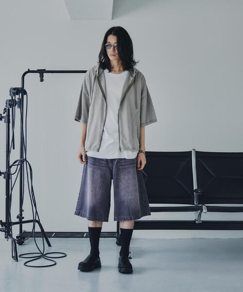 tk.TAKEO KIKUCHI(ティーケータケオキクチ)の「ヴィンテージライククロップドパーカ(パーカー・メンズ・ブラック/オリーブ・02/03)」の17枚目の写真