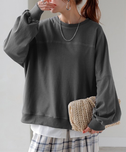 HUG.U(ハグユー)の「ステッチゆるロンT(Tシャツ/カットソー・レディース・サンドベージュ/ダークグレー/グリーン/ライトグレー/ホワイト/ブラック/ブルー・FREE)」の11枚目の写真