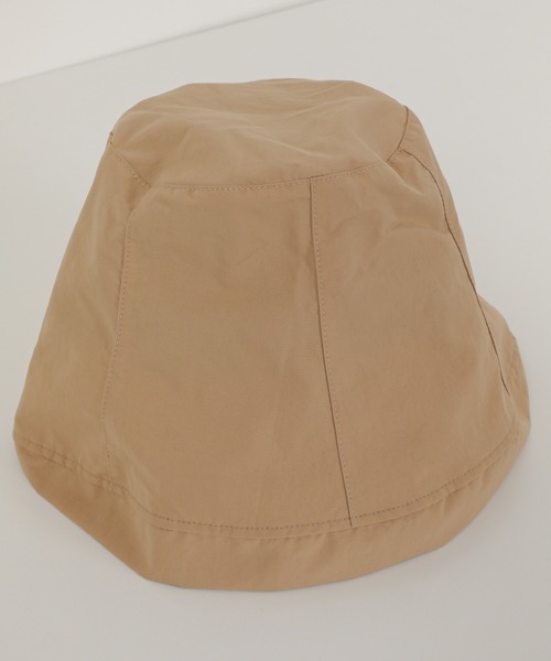 Monocoro toppi(モノコロトッピ)の「UV 裏地メッシュ あご紐付き ワイドブリム バケットハット(ハット・レディース・ベージュ/アイボリー/ブラック・フリー)」の18枚目の写真