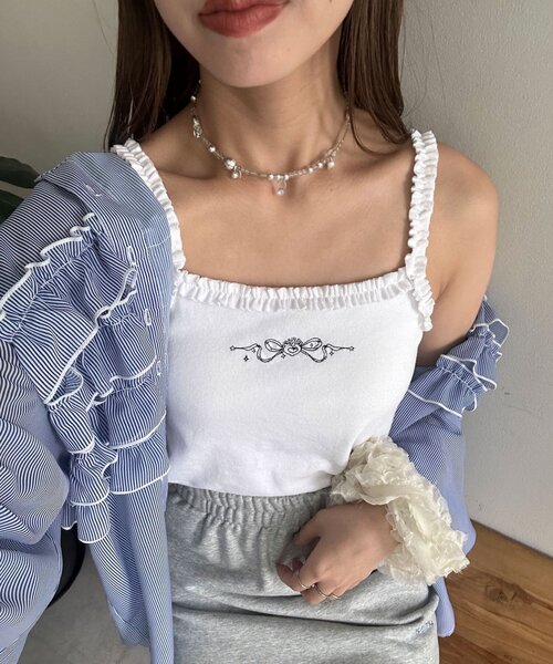 CIAOPANIC（チャオパニック）の「フリルテープカップ付きキャミソール（キャミソール・レディース・ホワイト/ブラック/グレー・ONE SIZE）」の2枚目の写真