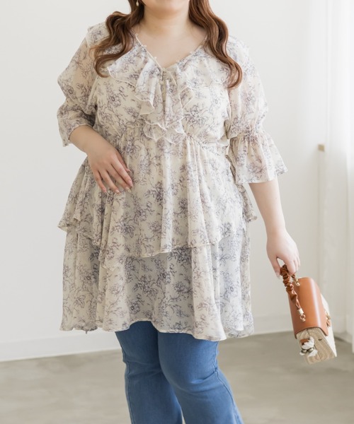 CLETTE（クレット）の「シアー花柄フリルチュニックブラウス（シャツ/ブラウス・レディース・ブルー/イエロー・LL/3L/4L）」の10枚目の写真