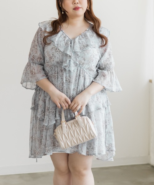 CLETTE（クレット）の「シアー花柄フリルチュニックブラウス（シャツ/ブラウス・レディース・ブルー/イエロー・LL/3L/4L）」の4枚目の写真
