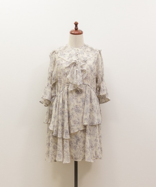 CLETTE（クレット）の「シアー花柄フリルチュニックブラウス（シャツ/ブラウス・レディース・ブルー/イエロー・LL/3L/4L）」の11枚目の写真
