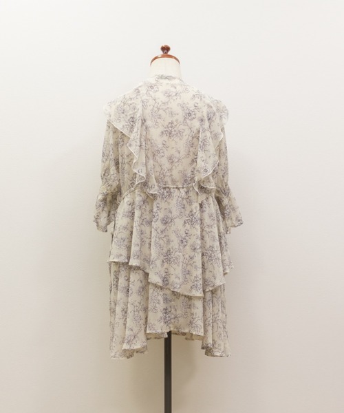 CLETTE（クレット）の「シアー花柄フリルチュニックブラウス（シャツ/ブラウス・レディース・ブルー/イエロー・LL/3L/4L）」の13枚目の写真
