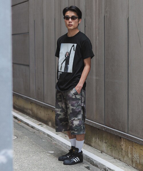 BEAMS T（ビームスティー）の「【別注】Kevin Cummins /「Bjork」Photo T ②（Tシャツ/カットソー・メンズ・ブラック・S/M/L/XL）」の3枚目の写真