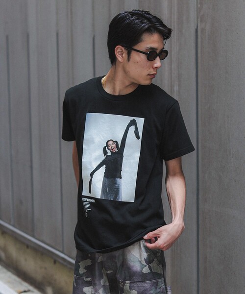BEAMS T（ビームスティー）の「【別注】Kevin Cummins /「Bjork」Photo T ②（Tシャツ/カットソー・メンズ・ブラック・S/M/L/XL）」の4枚目の写真